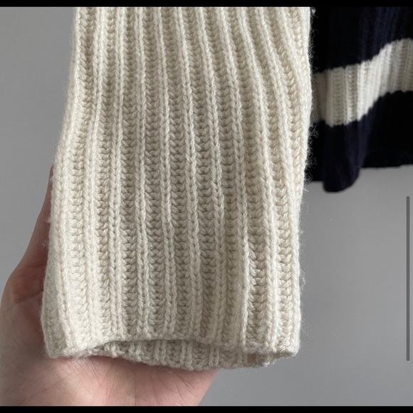 Vince cream navy cashmere blend sweater - Picture 4 of 5